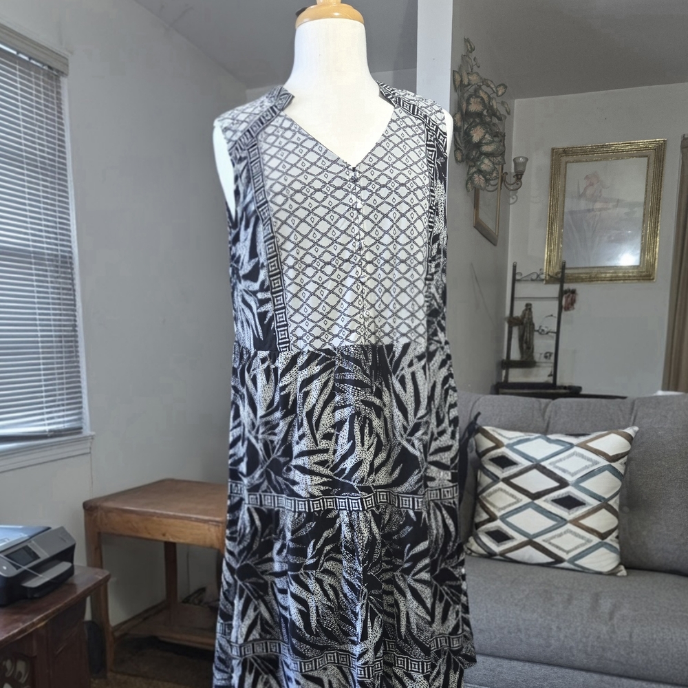 Style & Co Women’s Sleeveless Black & White Print Dress Size 2X